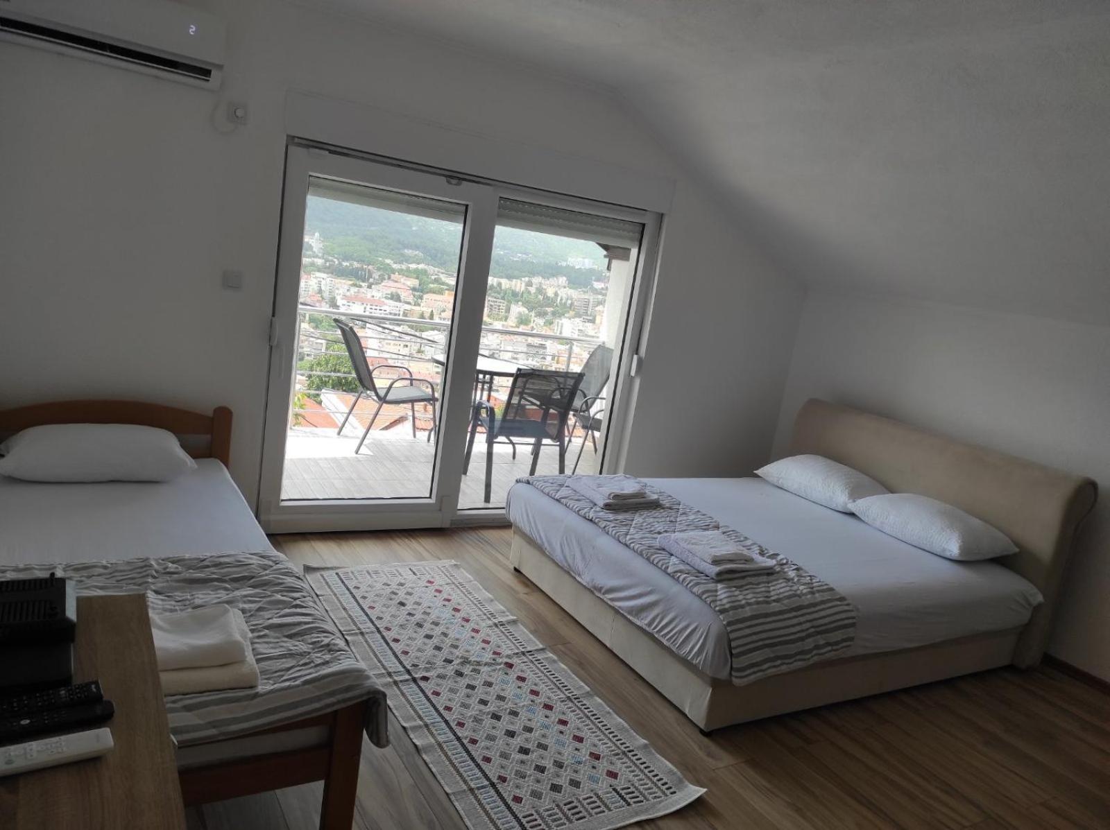 View Of The City - Studio Apartment 2 Mostar Exterior photo